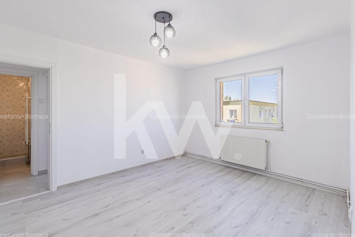 Apartament cu 2 camere semidecomandat în Florilor - 9