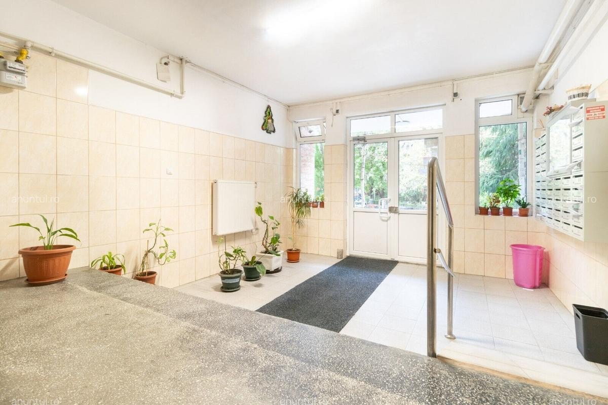 Tineretului vanzare apartament 2 camere dec - 20