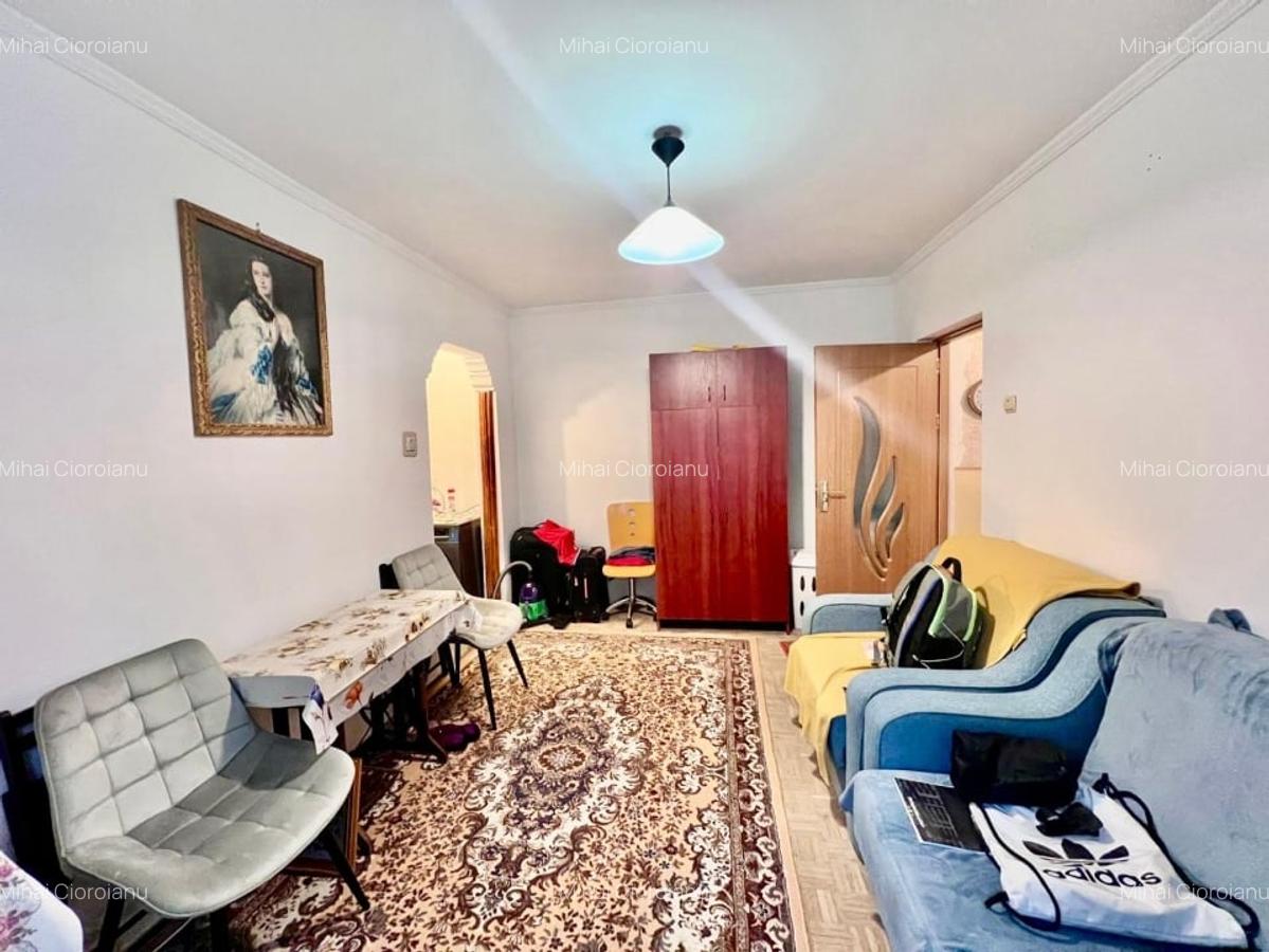 De vanzare - Apartament 2 camere, etaj 1 Trivale - 2