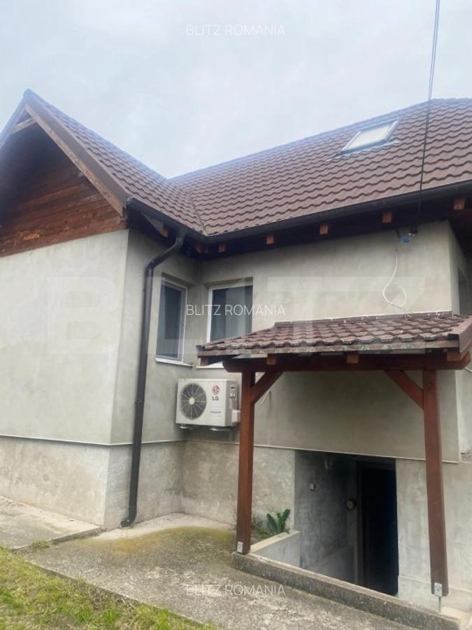 Casa de vanzare, cu 4 camere, 170mp, zona Garbau (Cornesti) - 2