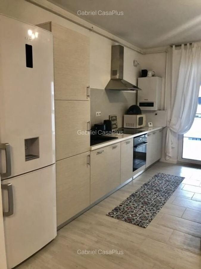 Apartament cu 2 camere decomandat în Palat - 2