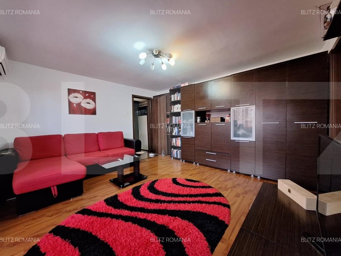 Apartament de vanzare, cu 2 camere, spatios, zona Aradului - 3