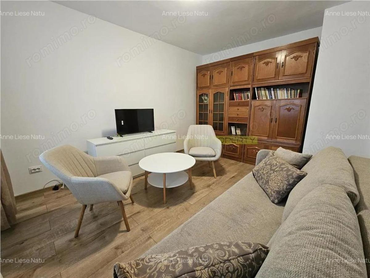 Garsoniera spatioasa de inchiriat in Racadau - 5