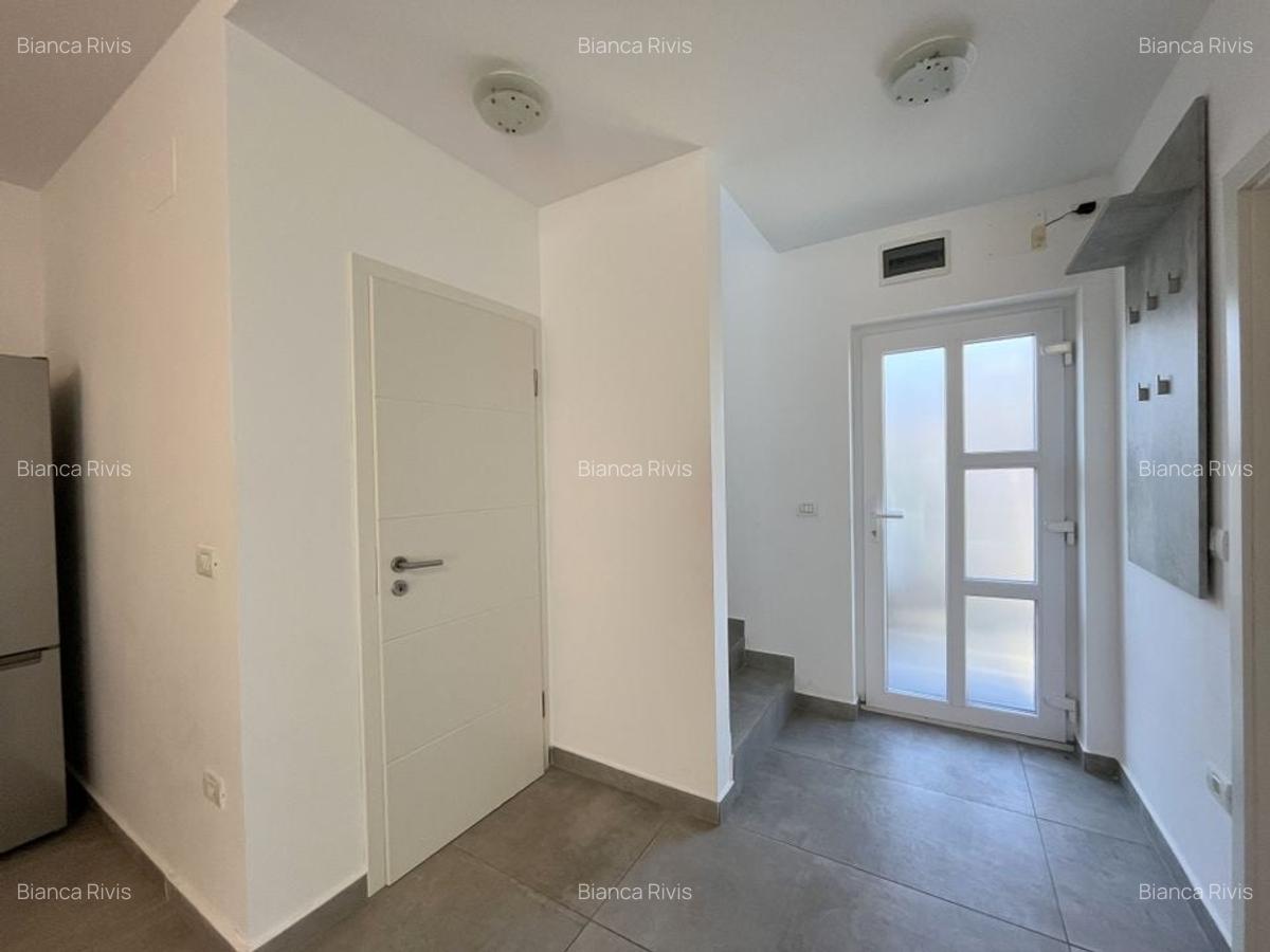 Casa triplex - Dumbravita - 18
