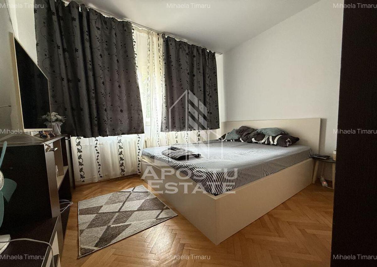 Apartament cu 2 camere, decomandat, zona Soarelui - 1