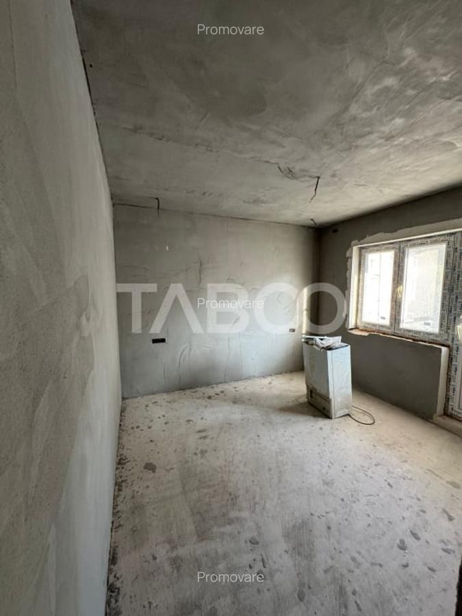Apartament 3 camere de vanzare decomandat 56mp zona Valea Aurie Sibiu - 3