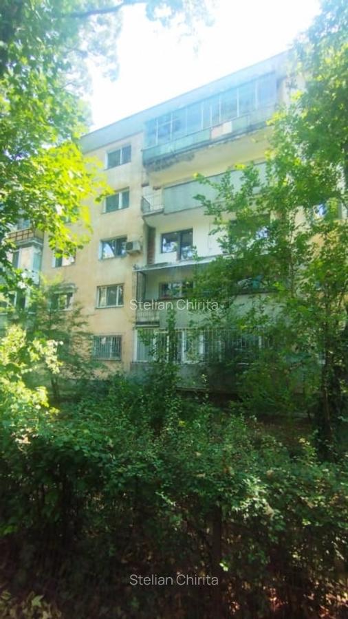 Vanzare apartament 2 camere - Drumul Taberei, Str. Brasov  Piata Moghioros - 1