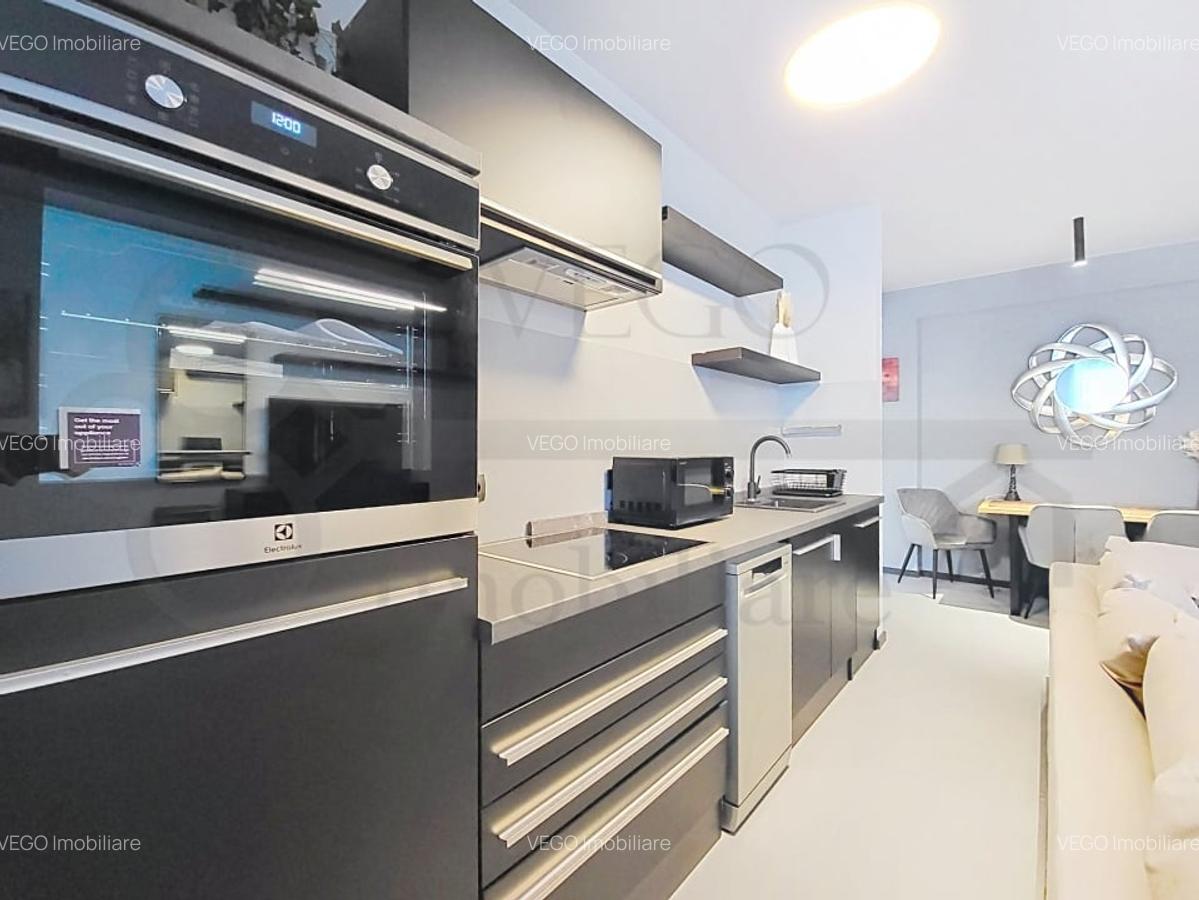 Apartament cu 3 camere semidecomandat, mobilat în Central - 7