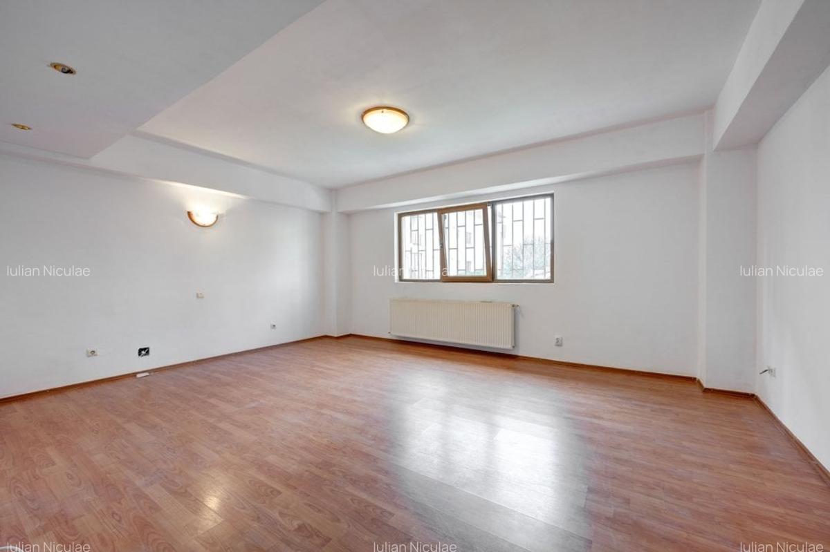 Spațiu comercial, 276 mp în 1 Mai - 9