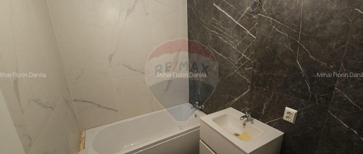 Apartament cu 3 camere de vanzare in zona Andronache - 6