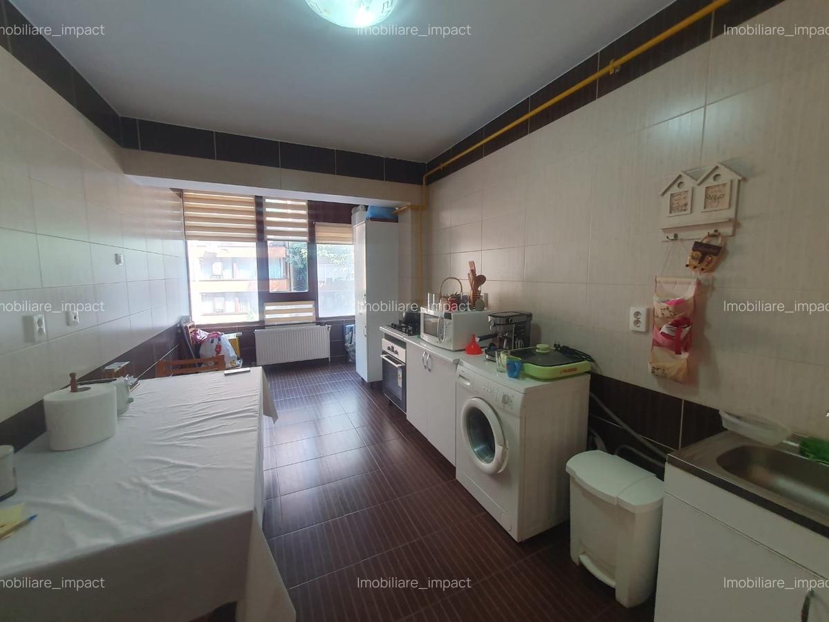 Apartament 3 camere Complex Vega, strada Tecuci, etaj 1/8 - 6