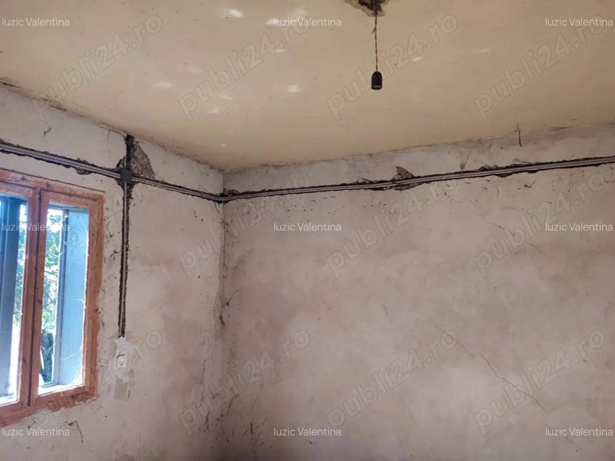 Vand casa cu teren, localitatea Horodniceni, jude?ul Suceava - 3