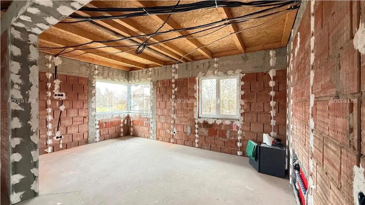 Casa de vanzare in Mocira - 4