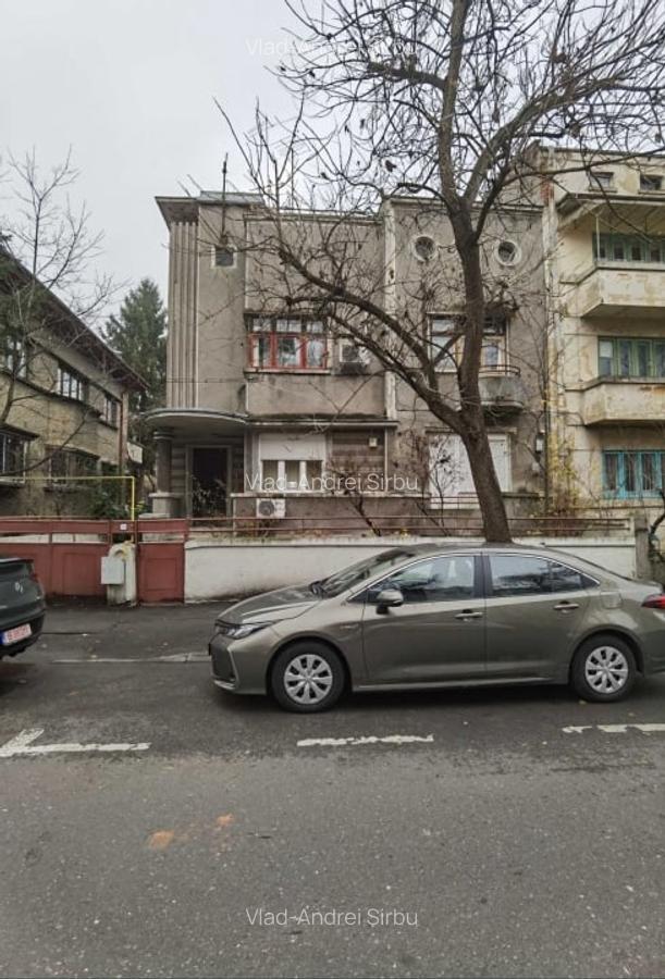 Vanzare apartament de 3 camere Vila Cotroceni - 1