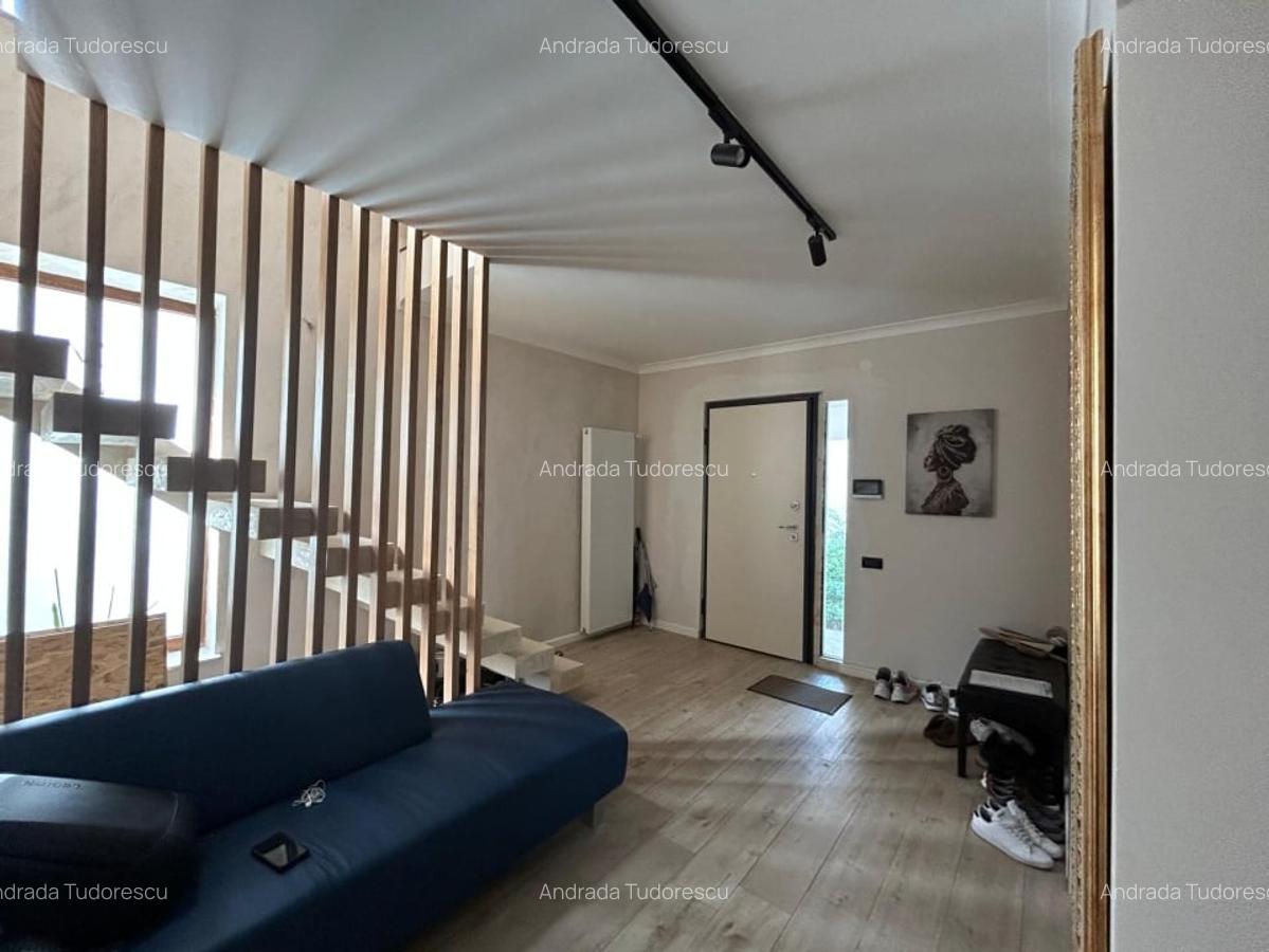 Casa P+1+M, 370 MP teren, 225 MP utili, Central - 9