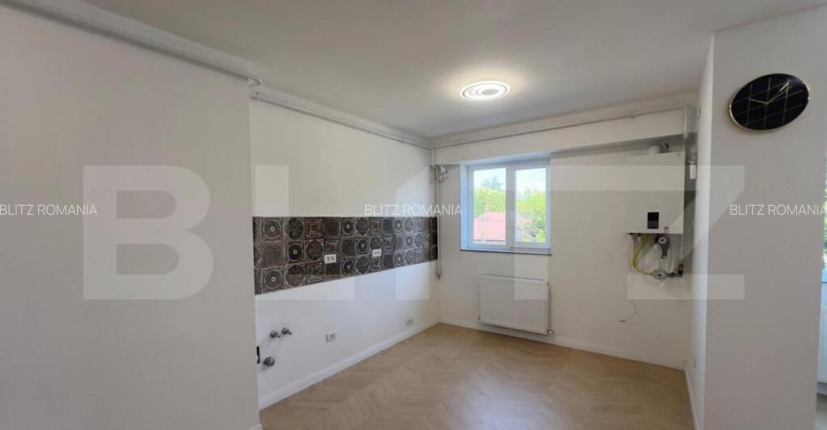 Apartament renovat integral, etaj 2, langa Facultatea de M - 5