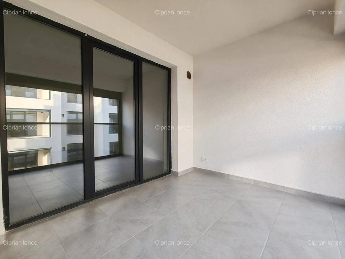 Apartament cu 3 camere decomandat în Titan - 5