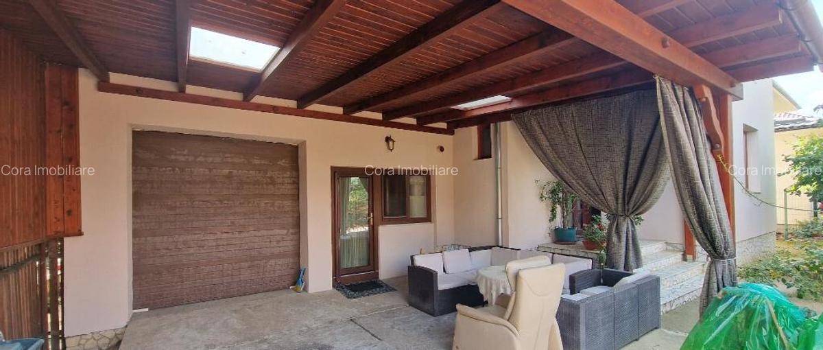 Casa de vanzare, Sanmartin la intrarea in localitate - 16