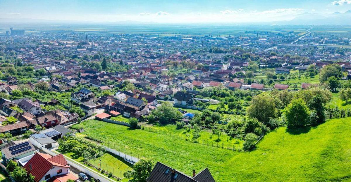 Teren intravilan 1,778mp Codlea / Strada Cetatii - 11