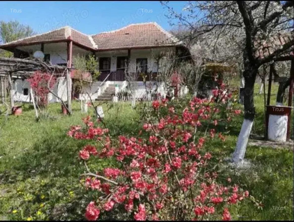 Vand casa si teren - 1