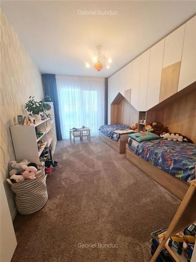 Apartament 3 camere, zona Tractorul - 10