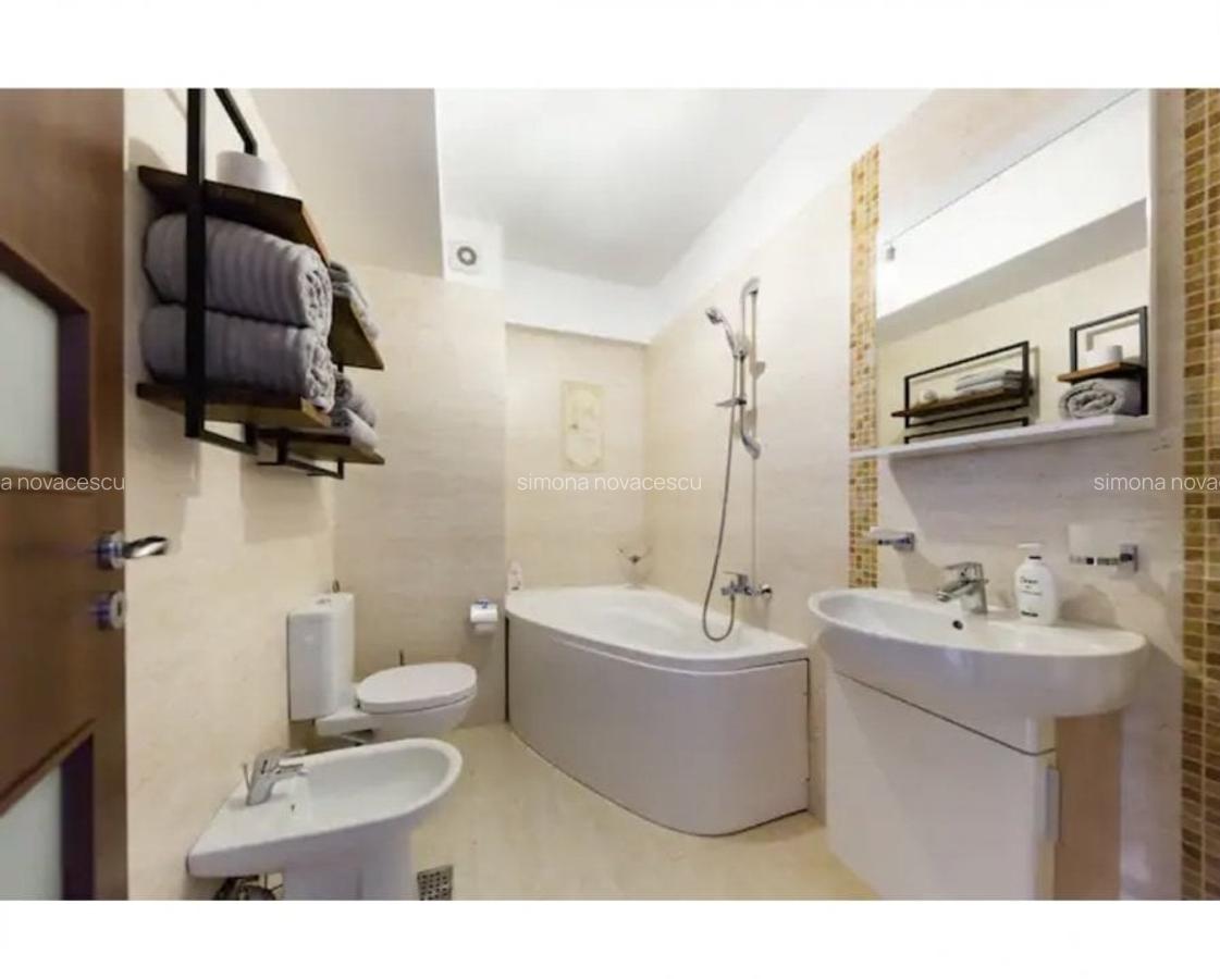 Proprietar inchiriez ap 2 cam, bloc nou cel cu Regina  Maria, pret 700 eur - 2