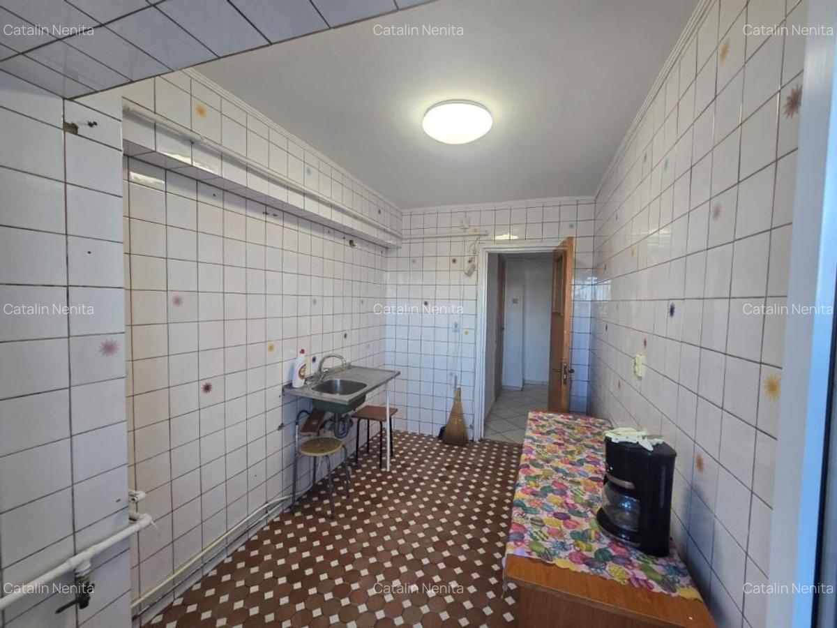 Apartament cu 3 camere decomandat în Colentina - 12