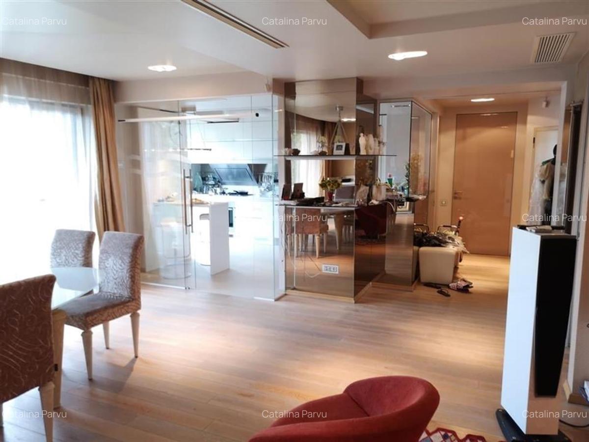 Apartament cu 4 camere decomandat în Dorobanți - 21