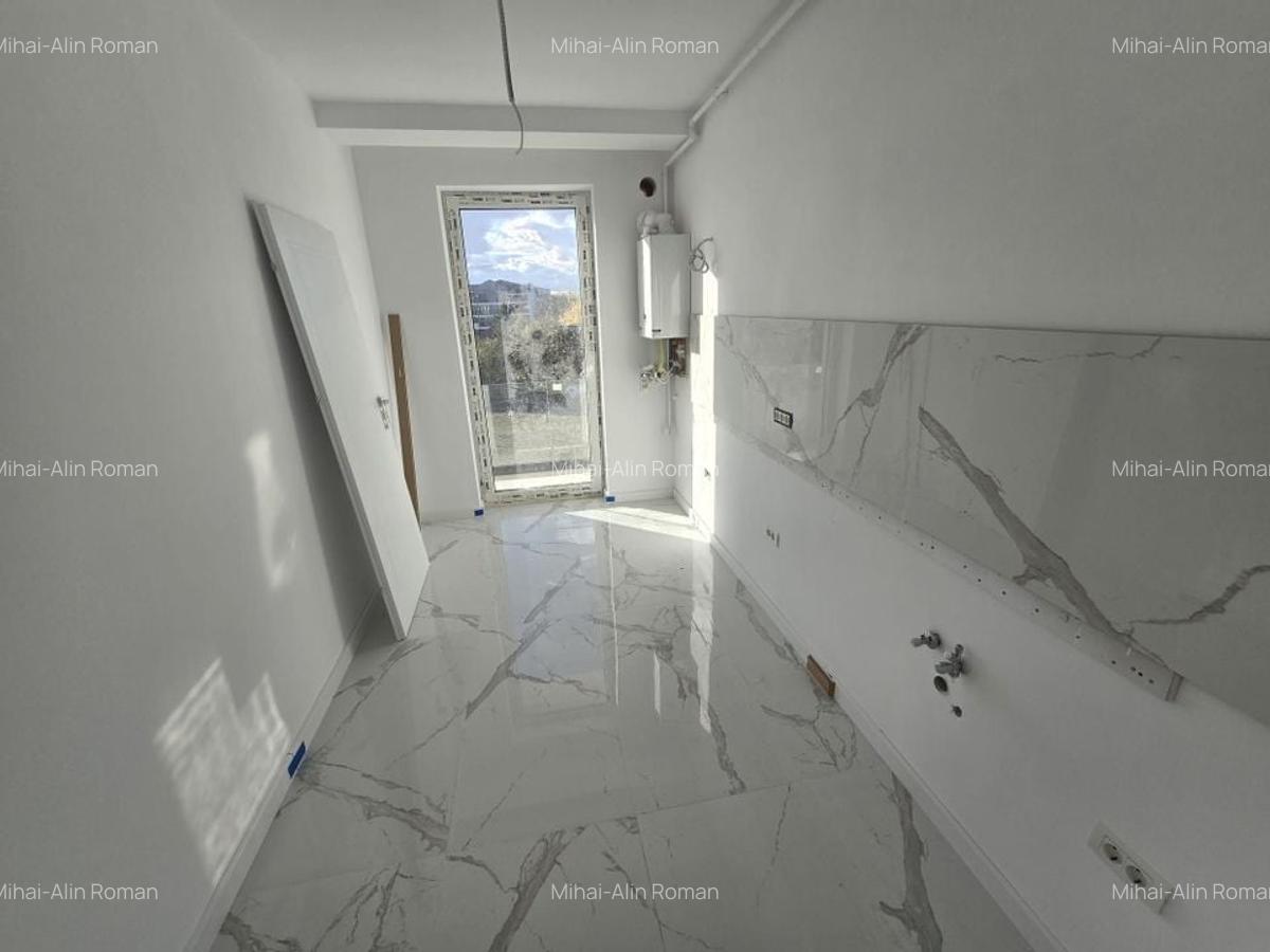 Decomandat. Bucatarie inchisa. Aproape de Eso. - 5