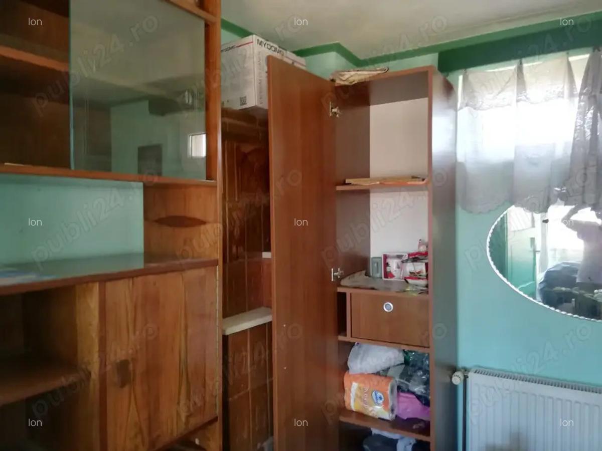 Vand 2 corpuri de casa - 7