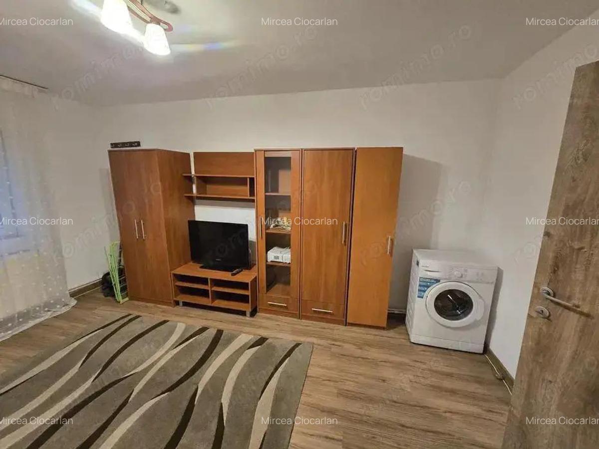 Garsoniera in zona COMPLEX STUD la 45.000 euro - 1