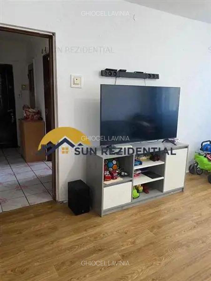 Berceni-Izvorul Rece, apartament 4 camere,bloc reabilitat - 3