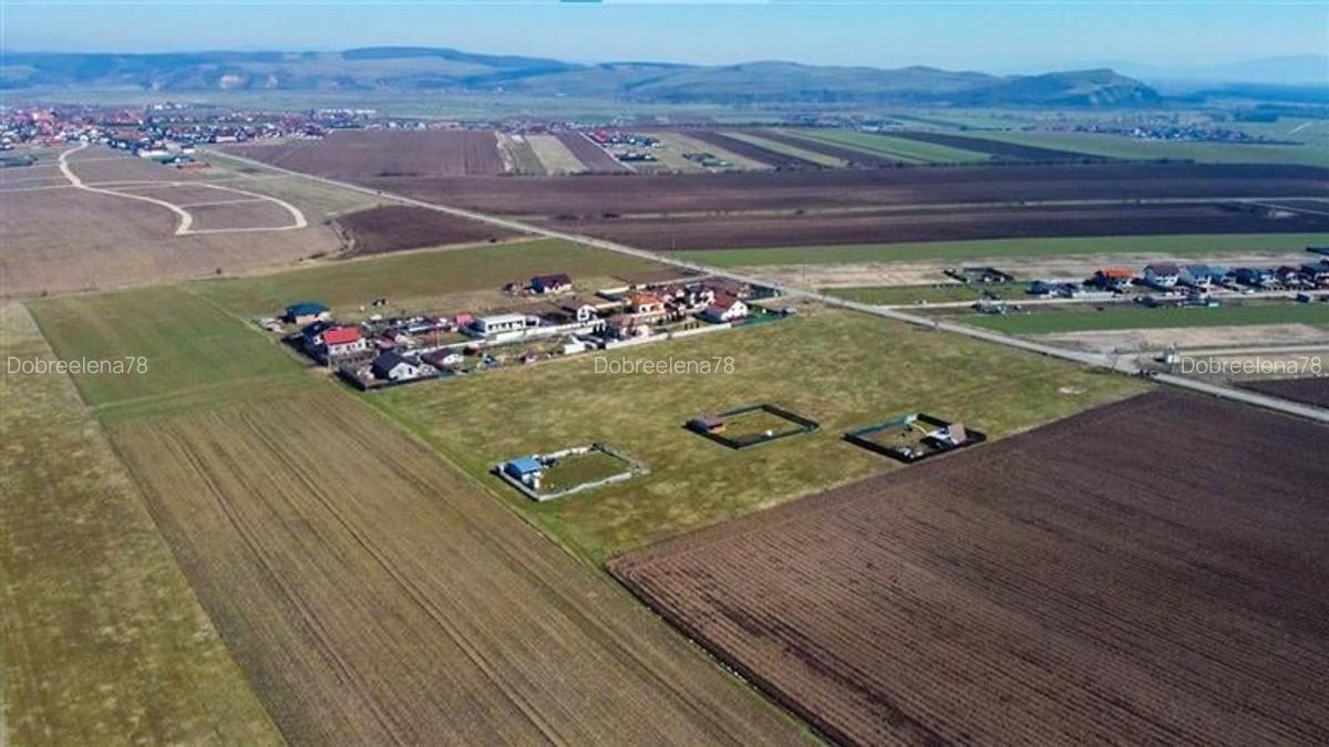 Teren intravilan 18.200mp, cu PUZ si PUD, ideal constructi case, Bod, Brasov. - 9