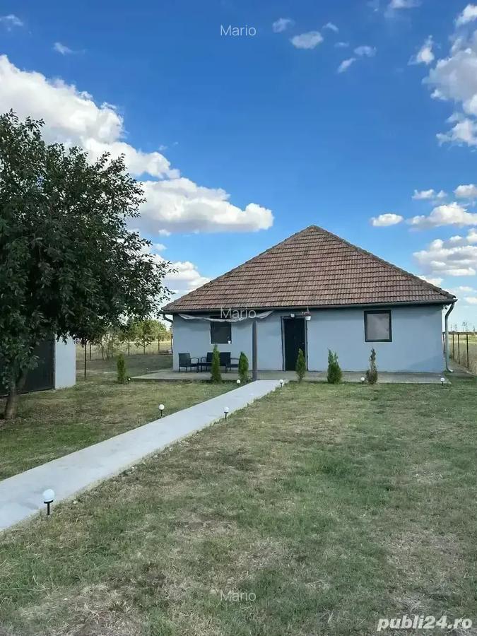 Casa de vanzare in Sanpetru Mic la 33km de Timisoara - 1