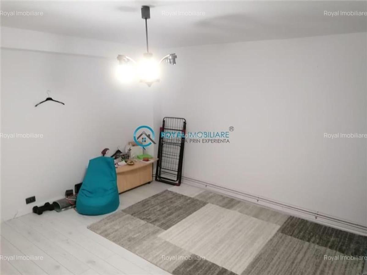 Royal Imobiliare -Inchiriere apartament 3 camere zona Democratiei - 6