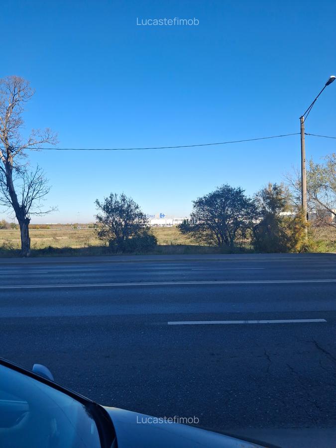 Chitila Colosseum Mall Carrefour stradal - 2