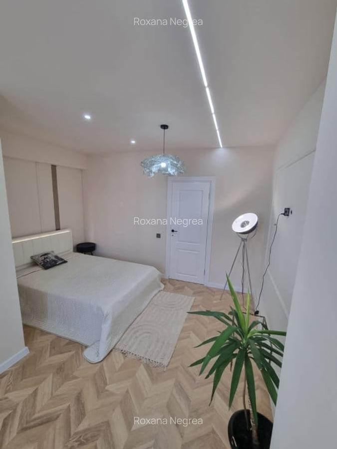 Apartament  cu 2 camere, ultrafinisat, zona semicentrala, etaj intermediar - 17