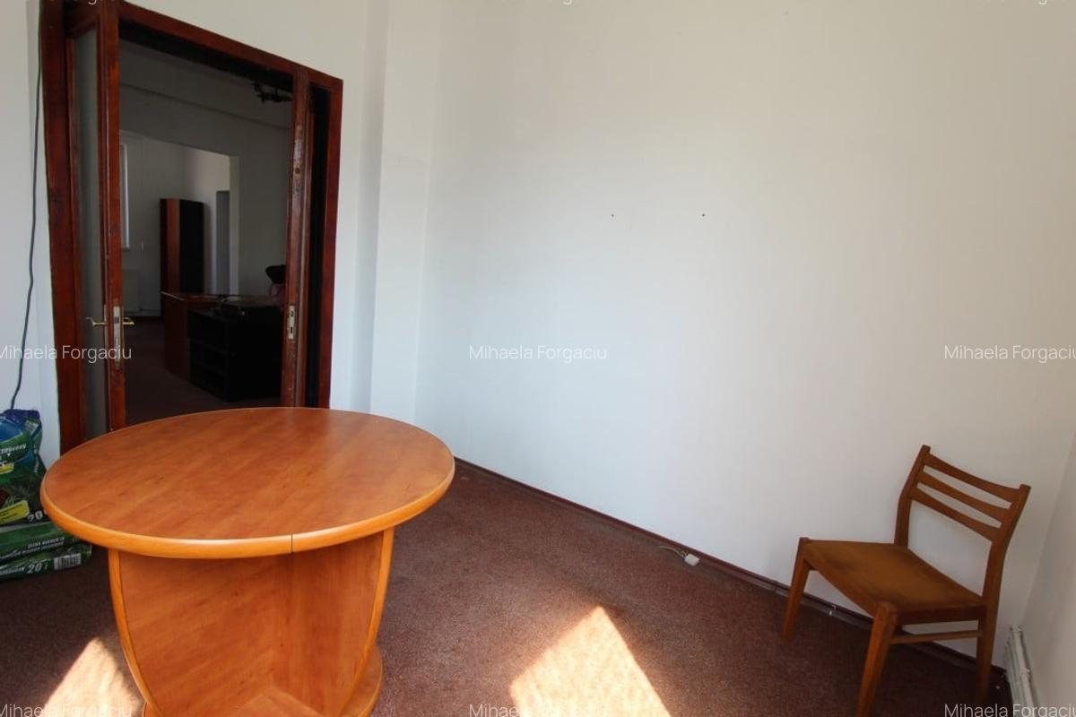 Apartament in vila la etajul 1. Cotroceni. Garaj in proprietate - 2