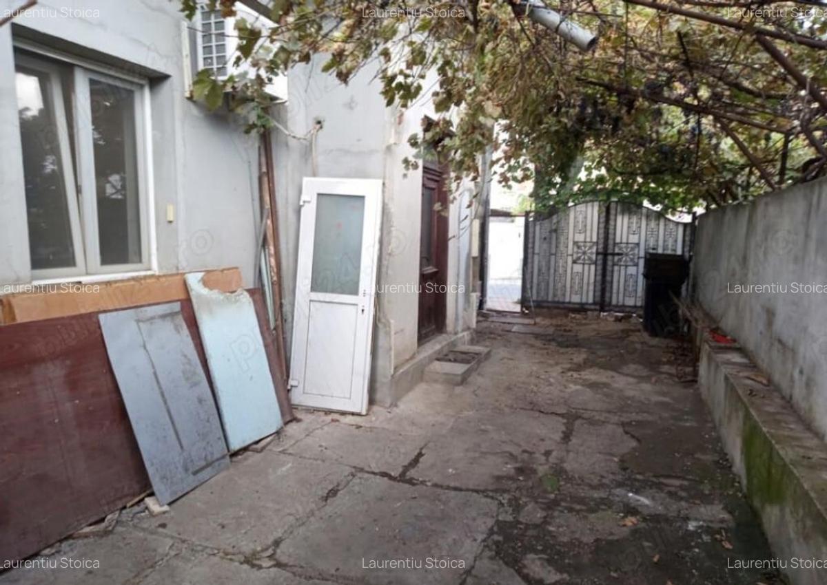 Casa -Metrou Eroii Revolutiei - 5