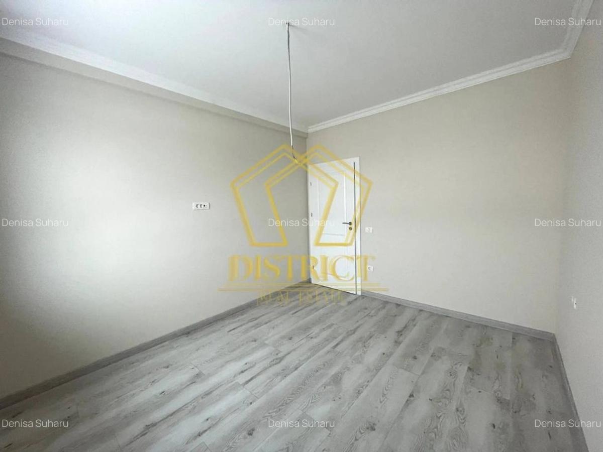 Casa despărțită prin garaj cu 5 camere | Giroc - 7