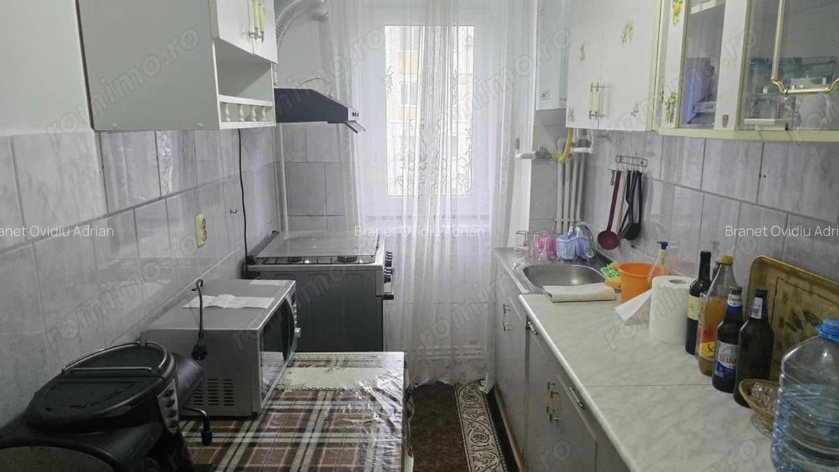 Vand apartament 2 camere in Deva, pe Al. Armatei, etaj 2, - 3