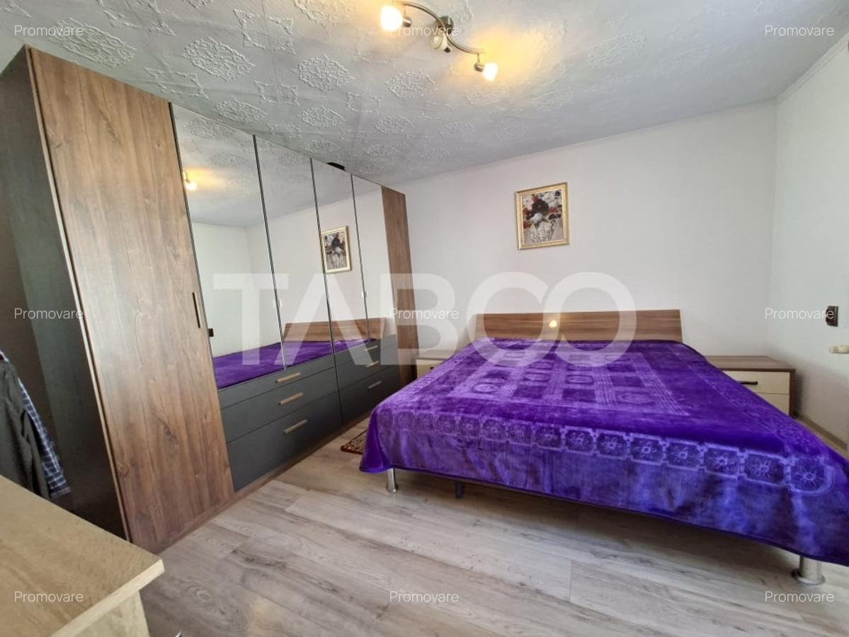 Strada Parului -  Casa de vanzare cu 3 camere Cartier Marmelada - 2
