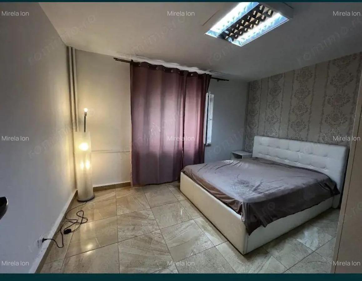Va^nzare Apartament 2 Camere Adiacent Bd. Decebal - 1