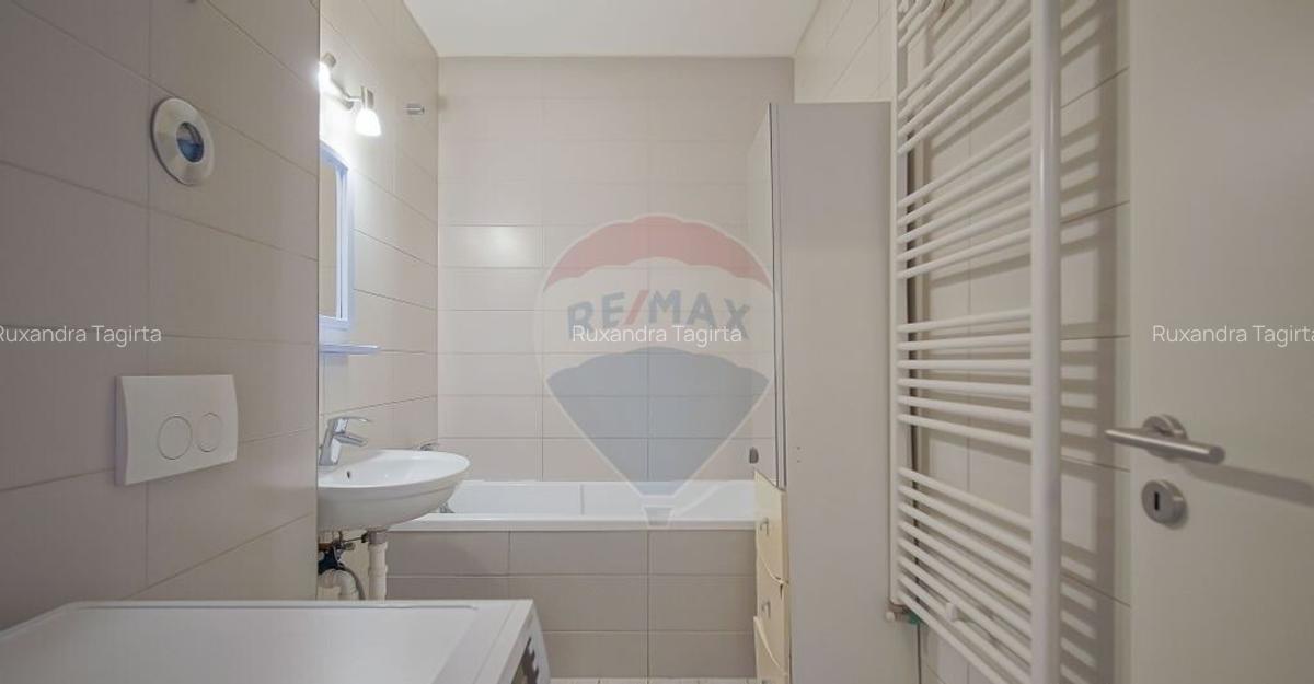 Garsoniera spa?ioasa cu priveli?te Avantgarden etaj i... - 9