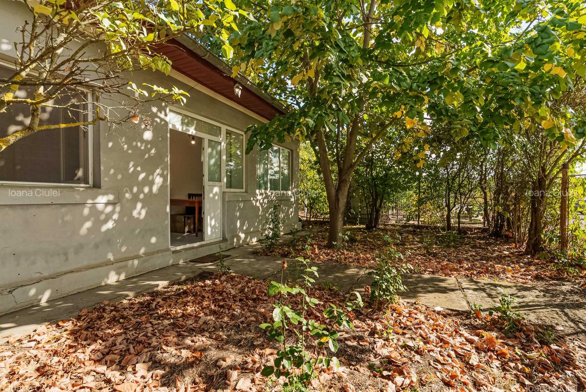 Otopeni - Teren 863MP, dubla deschidere Casa renovabila 56MP - 2