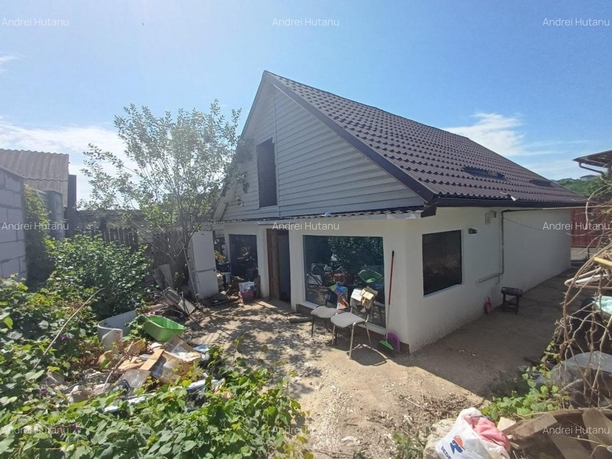 Casa cu 3 camere , Valea Adanca 1km de soseaua Nicolina - 1