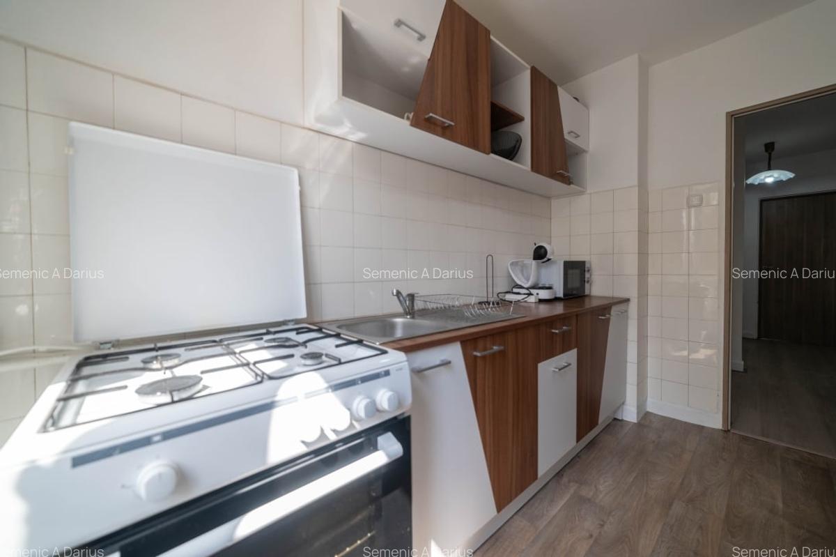 Apartament cu 3 camere decomandat, mobilat în Fabric - 12