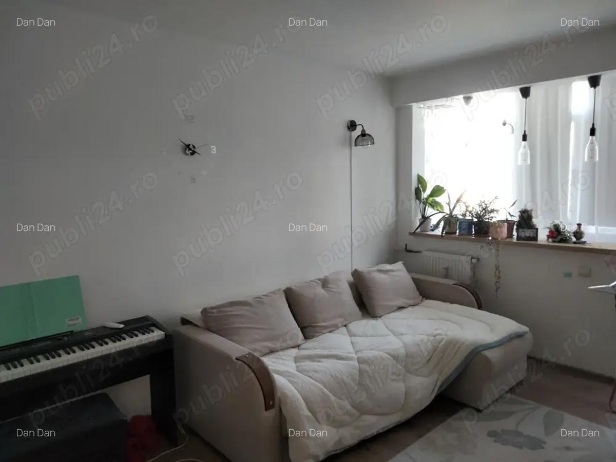 Vand apartament 2 camere - 9