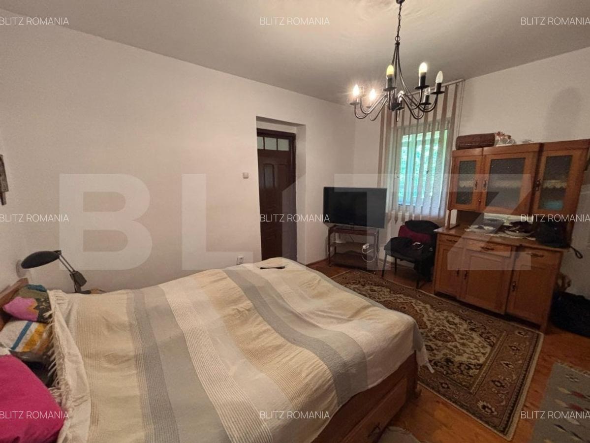 Vila de vanzare, cu 4 camere, 320 mp, zona Șuvita - 6