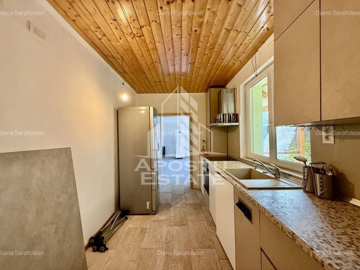 Casa individuala, 3 camere, teren 354mp, zona Crisan - 15